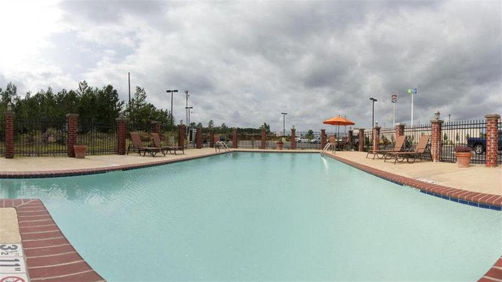 Holiday Inn Express Hotel And Suites Natchitoches By Ihg Shamard Heights Εξωτερικό φωτογραφία